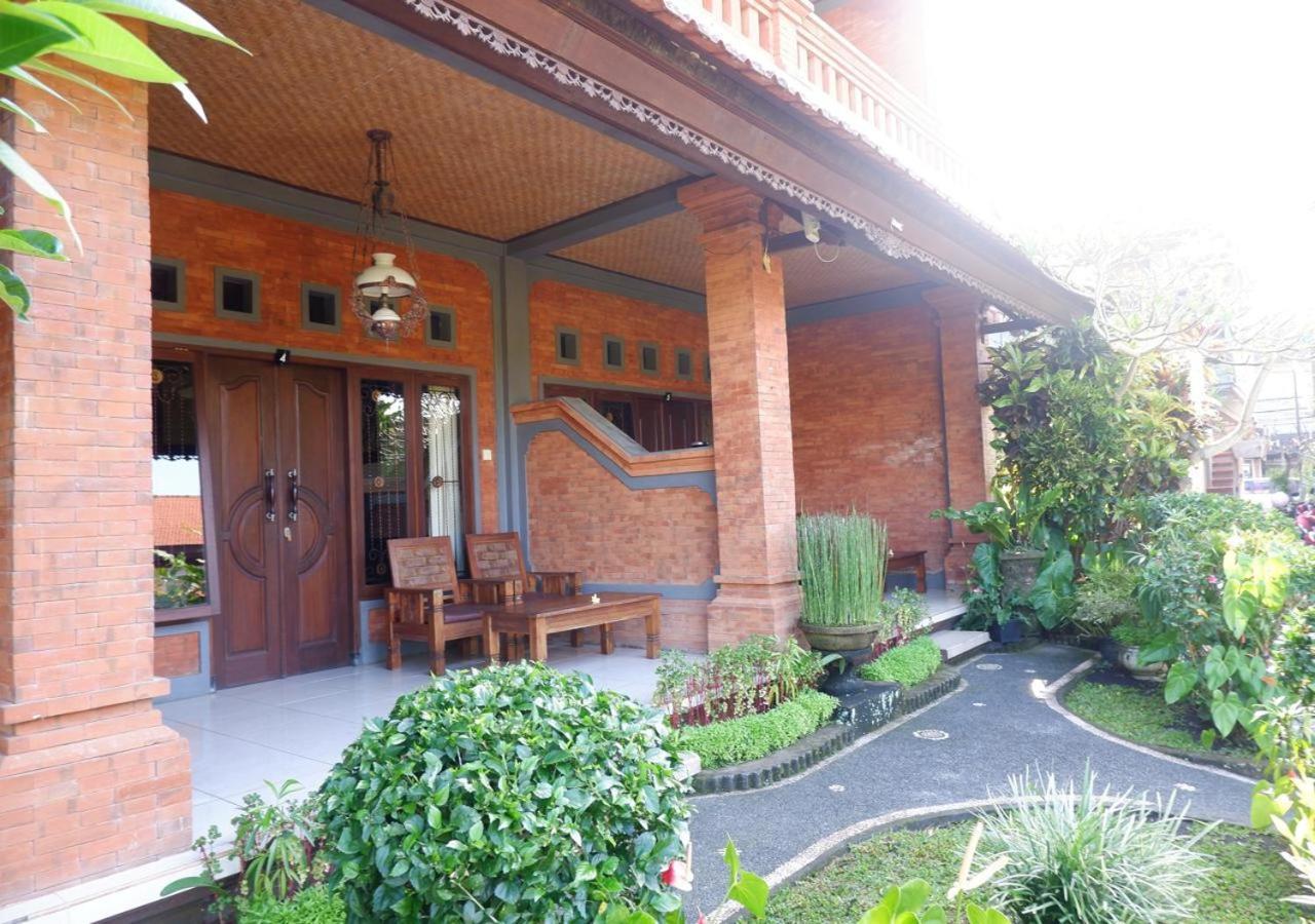 Danasari Homestay อูบุด ภายนอก รูปภาพ