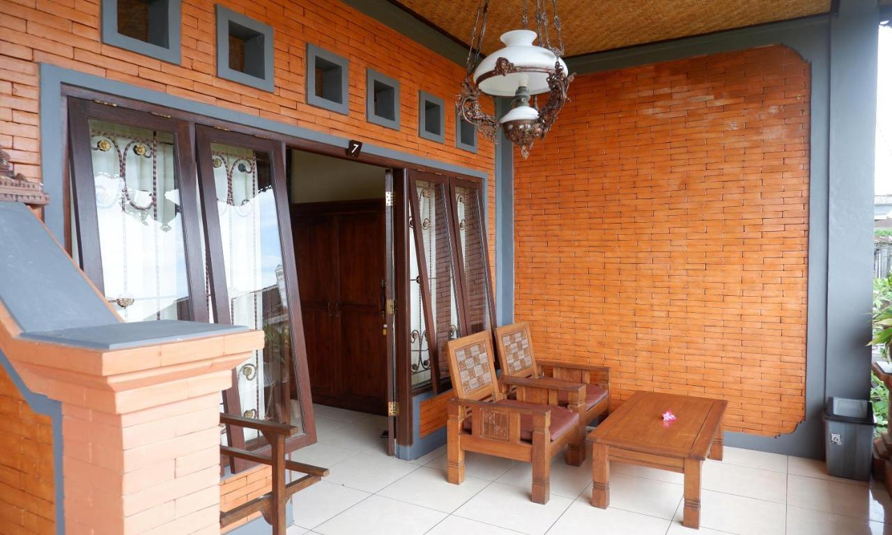 Danasari Homestay อูบุด ภายนอก รูปภาพ